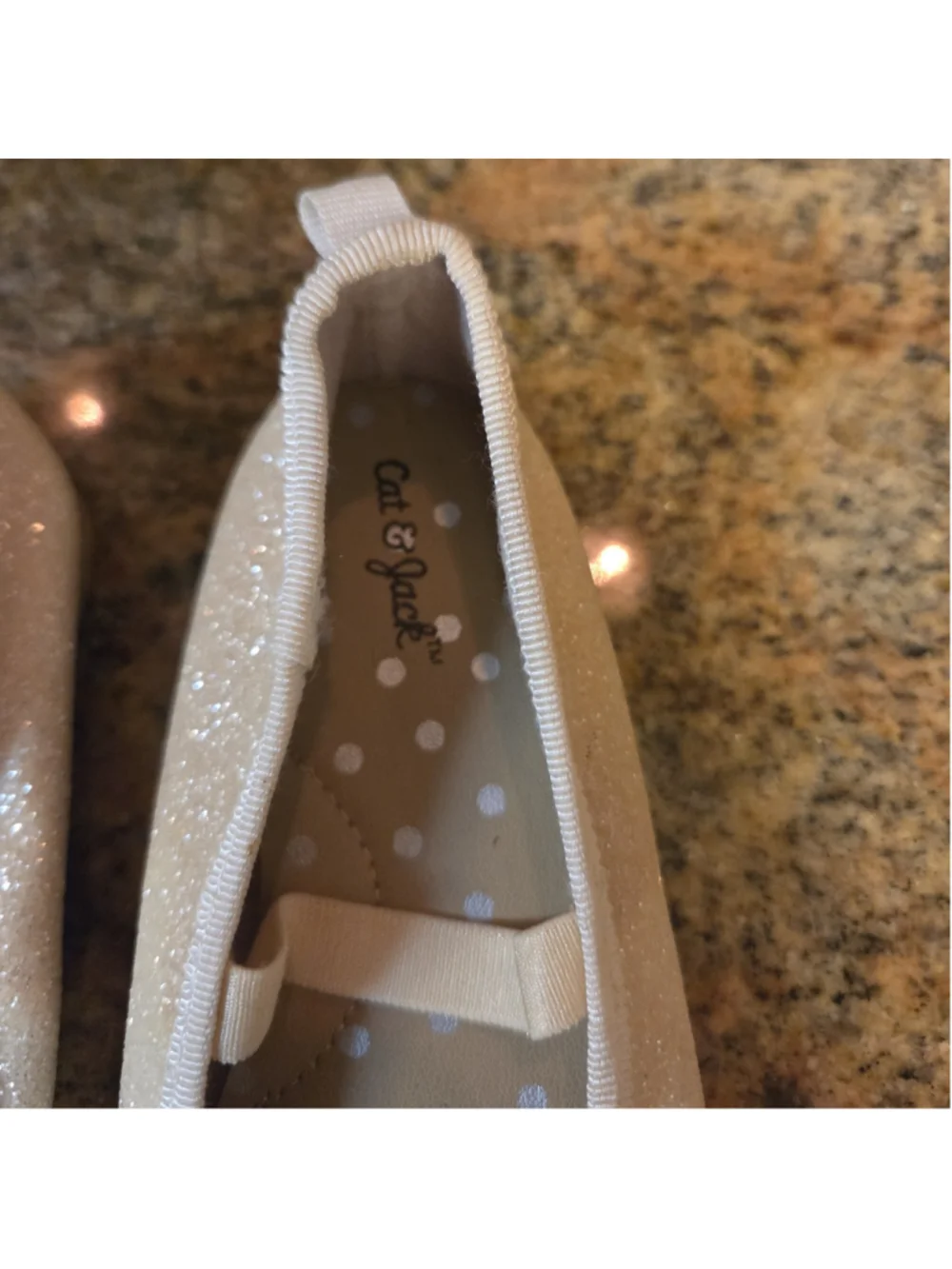 Girls Cat & Jack Glitter Ballet Flats, White/Silver, Size 9 Toddler